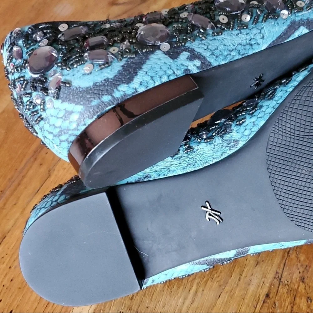 Kenneth Cole Reaction Blue Jeweled Flats Size 9